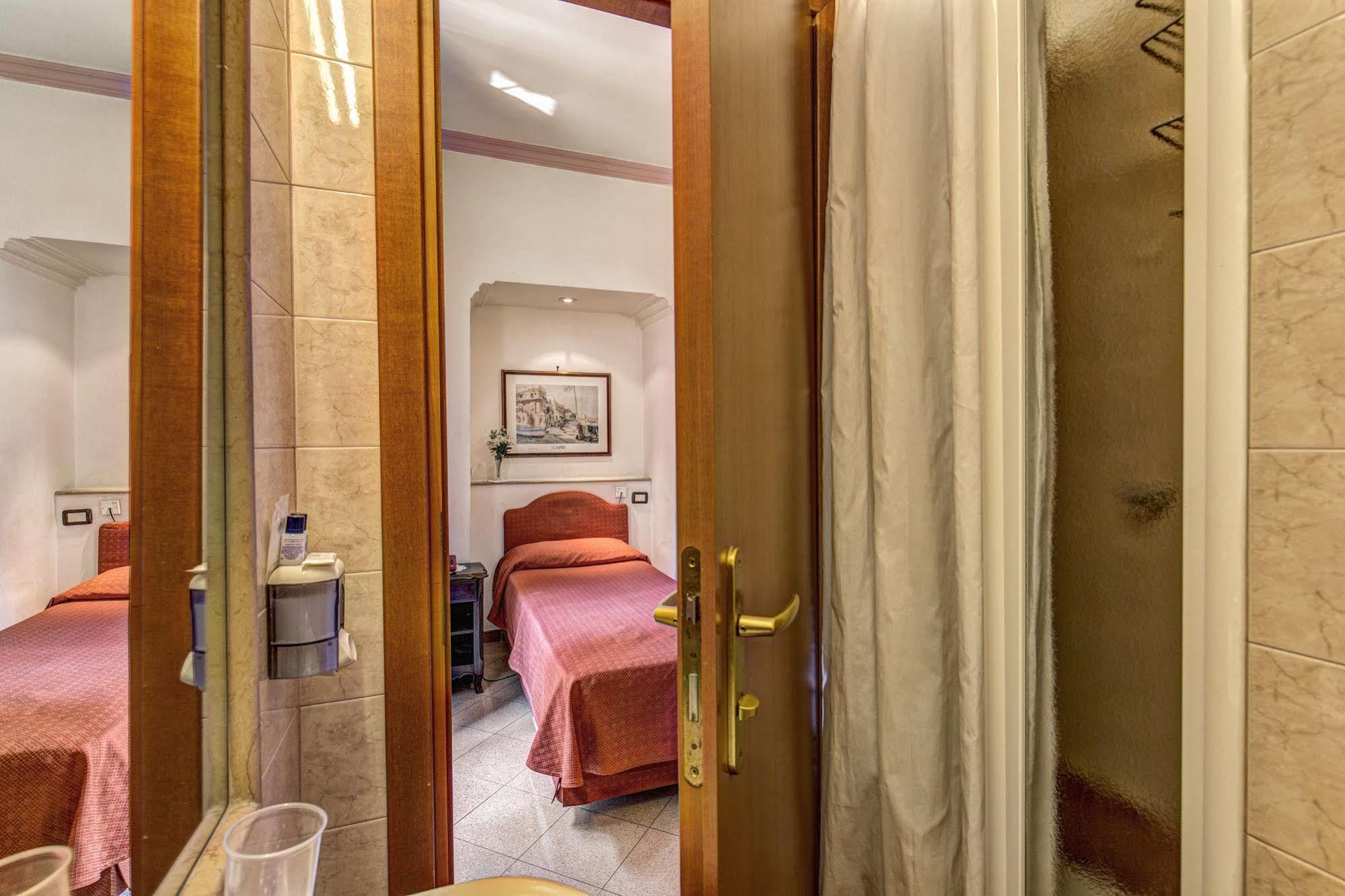 Giuliana 2* Roma