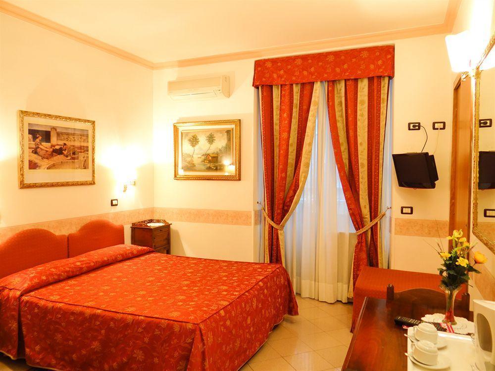 Giuliana Hotel